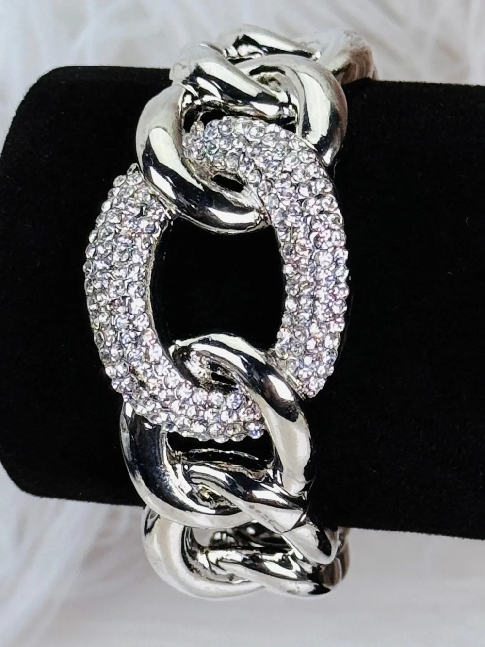 Beautiful Silvertone bling open cuff bracelet